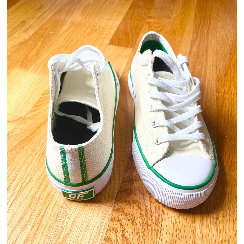 New Balance Cream Canvas Sneakers with Green Trim